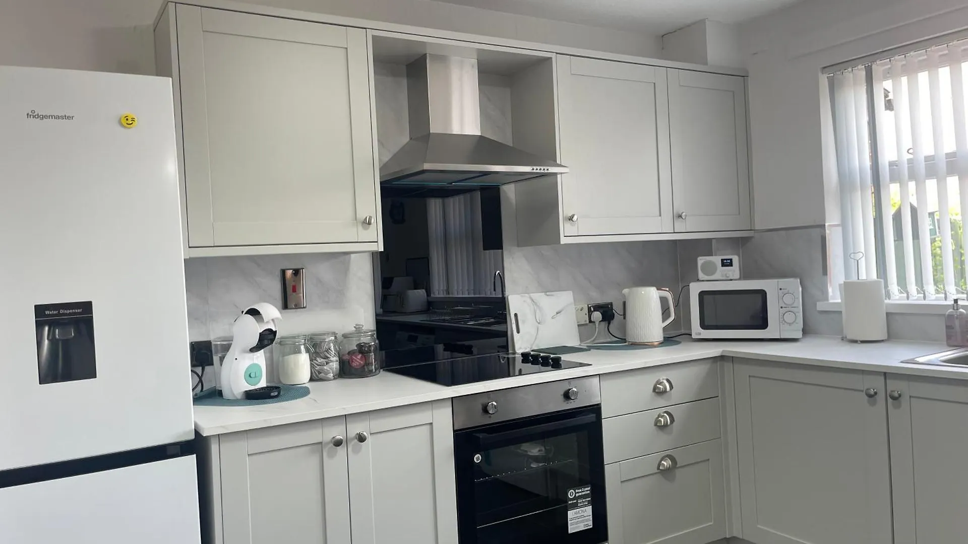 Belfast Grand Central Living 5 Minutes Walk From Grand Central Station 0*,  United Kingdom